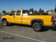 ✅ 2007 GMC Sierra 1500 • VIN: 1GTHC29D97E170284 • Лот: 46912175. Опубликован ранее на Copart с пробегом 328 374 миль. Бесплатный доступ к архиву аукционных продаж из США и подробный отчёт об истории автомобиля на DreamBid. Изображение 2.