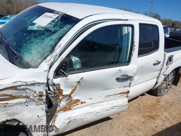 ✅ 2013 Toyota Tacoma • VIN: 5TFJX4CN5DX030249 • Лот: 41810560. Опубликован ранее на IAAI с пробегом 177 680 миль. Бесплатный доступ к архиву аукционных продаж из США и подробный отчёт об истории автомобиля на DreamBid. Изображение 19.