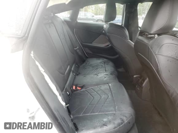 ✅ 2025 BMW 2 Series 228i xDrive • VIN: WBA23GG07S7T68486 • Lot: 89885735. Wystawiony na Copart z przebiegiem 8 781 mil. Bezpłatny archiwum sprzedaży aukcyjnych z USA i szczegółowy raport historii pojazdu na DreamBid. Zdjęcie 10.