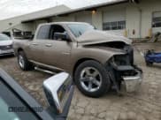 ✅ 2010 Dodge 1500 SLT • VIN: 1D7RB1GT0AS165095 • Lot: 49572775. Wystawiony na Copart z przebiegiem Nie podano. Bezpłatny archiwum sprzedaży aukcyjnych z USA i szczegółowy raport historii pojazdu na DreamBid. Zdjęcie 4.