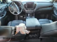 ✅ 2020 Chevrolet Traverse RS • VIN: 1GNERJKWXLJ253528 • Lot: 81049075. Listed on Copart with 58,981 mi. Free auction sales archive from the USA and detailed vehicle history report at DreamBid. Image 8.