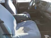 ✅ 2000 Dodge Dakota Sport • VIN: 1B7HG2AZ8YS644675 • Lot: 43137790. Wystawiony na IAAI z przebiegiem 183 156 mil. Bezpłatny archiwum sprzedaży aukcyjnych z USA i szczegółowy raport historii pojazdu na DreamBid. Zdjęcie 5.