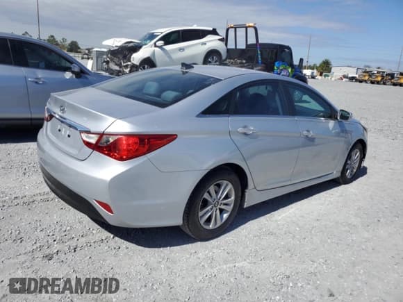 ✅ 2014 Hyundai Sonata GLS • VIN: 5NPEB4AC7EH943464 • Лот: 90913625. Опубликован ранее на Copart с пробегом 118 595 миль. Бесплатный доступ к архиву аукционных продаж из США и подробный отчёт об истории автомобиля на DreamBid. Изображение 3.