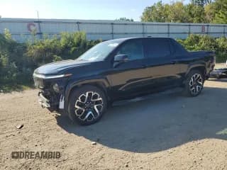 ✅ 2024 Chevrolet Silverado EV RST • VIN: 1GC40ZEL1RU301553 • Лот: 80376375. Опубликован ранее на Copart с пробегом 1 698 миль. Бесплатный доступ к архиву аукционных продаж из США и подробный отчёт об истории автомобиля на DreamBid. Изображение 1.