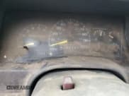 ✅ 1997 Chevrolet Silverado 1500 • VIN: 2GCEC19M4V1161231 • Lot: 68785265. Wystawiony na Copart z przebiegiem 330 979 mil. Bezpłatny archiwum sprzedaży aukcyjnych z USA i szczegółowy raport historii pojazdu na DreamBid. Zdjęcie 9.