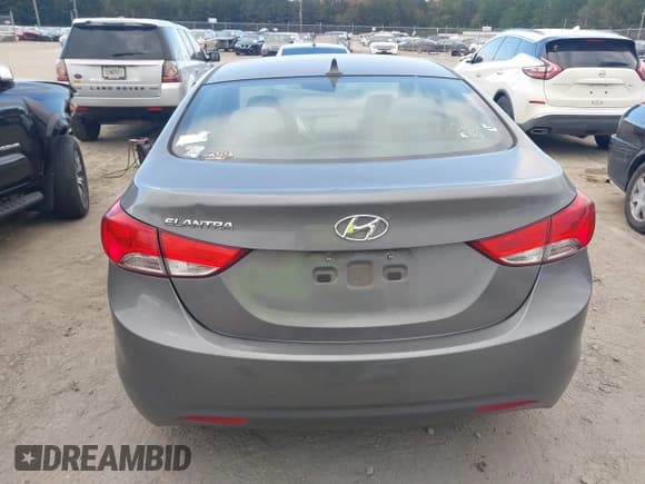 ✅ 2013 Hyundai Elantra Limited • VIN: 5NPDH4AE1DH414246 • Lot: 43569702. Listed on IAAI with 139,597 mi. Free auction sales archive from the USA and detailed vehicle history report at DreamBid. Image 16.