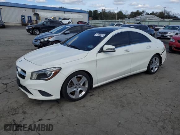 ✅ 2015 Mercedes-Benz CLA 250 • VIN: WDDSJ4GB5FN186818 • Lot: 81955215. Listed on Copart with 139,579 mi. Free auction sales archive from the USA and detailed vehicle history report at DreamBid. Image 1.