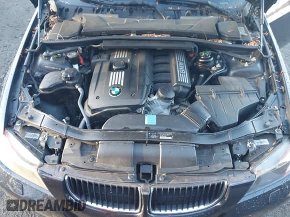 ✅ 2008 BMW 3 Series 328i • VIN: WBAVA37518NL46141 • Lot: 43497143. Listed on IAAI with 107,749 mi. Free auction sales archive from the USA and detailed vehicle history report at DreamBid. Image 10.