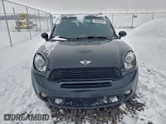 ✅ 2012 MINI Countryman S • VIN: WMWZC5C54CWL61474 • Lot: 95263445. Listed on Copart with 141,671 mi. Free auction sales archive from the USA and detailed vehicle history report at DreamBid. Image 5.