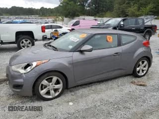 ✅ 2014 Hyundai Veloster • VIN: KMHTC6AD8EU196161 • Lot: 82244385. Wystawiony na Copart z przebiegiem 146 717 mil. Bezpłatny archiwum sprzedaży aukcyjnych z USA i szczegółowy raport historii pojazdu na DreamBid. Zdjęcie 1.