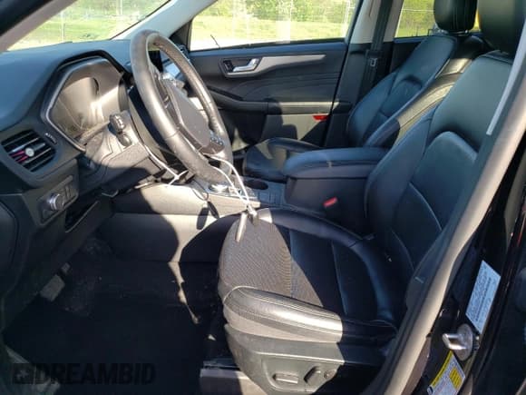 ✅ 2021 Ford Escape SEL • VIN: 1FMCU9H98MUB23726 • Lot: 54365215. Listed on Copart with 60,188 mi. Free auction sales archive from the USA and detailed vehicle history report at DreamBid. Image 7.