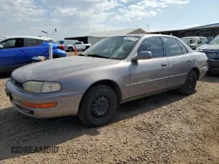 ✅ 1994 Toyota Camry LE • VIN: JT2SK12E7R0253579 • Лот: 64373175. Опубликован ранее на Copart с пробегом 256 168 миль. Бесплатный доступ к архиву аукционных продаж из США и подробный отчёт об истории автомобиля на DreamBid. Изображение 1.