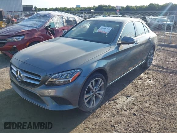 ✅ 2021 Mercedes-Benz C 300 • VIN: W1KWF8EB0MR609887 • Lot: 43008368. Wystawiony na IAAI z przebiegiem 34 868 mil. Bezpłatny archiwum sprzedaży aukcyjnych z USA i szczegółowy raport historii pojazdu na DreamBid. Zdjęcie 18.