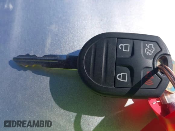 ✅ 2012 Ford Mustang V6 • VIN: 1ZVBP8EM4C5237285 • Lot: 42601890. Wystawiony na IAAI z przebiegiem 161 176 mil. Bezpłatny archiwum sprzedaży aukcyjnych z USA i szczegółowy raport historii pojazdu na DreamBid. Zdjęcie 11.