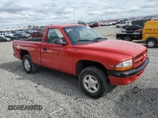 ✅ 1999 Dodge Dakota • VIN: 1B7GG26XXXS211490 • Lot: 53779955. Wystawiony na Copart z przebiegiem 146 012 mil. Bezpłatny archiwum sprzedaży aukcyjnych z USA i szczegółowy raport historii pojazdu na DreamBid. Zdjęcie 4.
