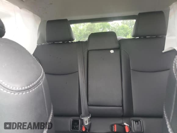 ✅ 2025 Toyota Corolla Cross XLE • VIN: 7MUDAABG5SV126262 • Лот: 60496725. Опубликован ранее на Copart с пробегом 5 438 миль. Бесплатный доступ к архиву аукционных продаж из США и подробный отчёт об истории автомобиля на DreamBid. Изображение 10.