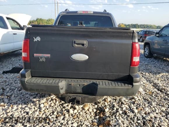 ✅ 2007 Ford Explorer Sport Trac XLT • VIN: 1FMEU51897UB45631 • Lot: 83963285. Wystawiony na Copart z przebiegiem 136 088 mil. Bezpłatny archiwum sprzedaży aukcyjnych z USA i szczegółowy raport historii pojazdu na DreamBid. Zdjęcie 6.