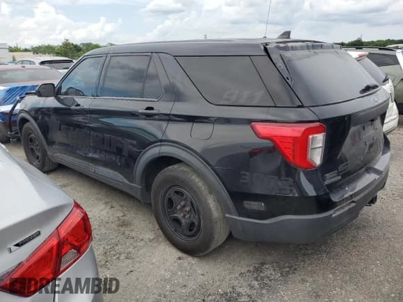 ✅ 2021 Ford Police Interceptor Utility • VIN: 1FM5K8AC1MNA07227 • Lot: 52340035. Wystawiony na Copart z przebiegiem 170 085 mil. Bezpłatny archiwum sprzedaży aukcyjnych z USA i szczegółowy raport historii pojazdu na DreamBid. Zdjęcie 2.
