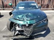 ✅ 2021 Alfa Romeo Stelvio Ti • VIN: ZASPAKBN1M7D03986 • Lot: 70007655. Wystawiony na Copart z przebiegiem 56 221 mil. Bezpłatny archiwum sprzedaży aukcyjnych z USA i szczegółowy raport historii pojazdu na DreamBid. Zdjęcie 5.