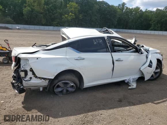 ✅ 2022 Nissan Altima SL • VIN: 1N4BL4EW7NN413263 • Lot: 68363665. Wystawiony na Copart z przebiegiem Nie podano. Bezpłatny archiwum sprzedaży aukcyjnych z USA i szczegółowy raport historii pojazdu na DreamBid. Zdjęcie 3.