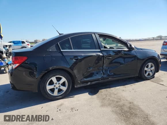 ✅ 2014 Chevrolet Cruze 1LT • VIN: 1G1PC5SB5E7424833 • Lot: 85906975. Listed on Copart with 128,300 mi. Free auction sales archive from the USA and detailed vehicle history report at DreamBid. Image 3.