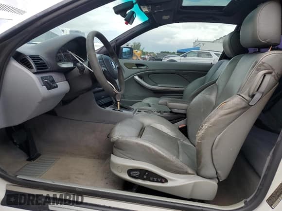 ✅ 2004 BMW 3 Series 330Ci • VIN: WBABD53434PL14793 • Lot: 90454695. Wystawiony na Copart z przebiegiem 136 150 mil. Bezpłatny archiwum sprzedaży aukcyjnych z USA i szczegółowy raport historii pojazdu na DreamBid. Zdjęcie 7.