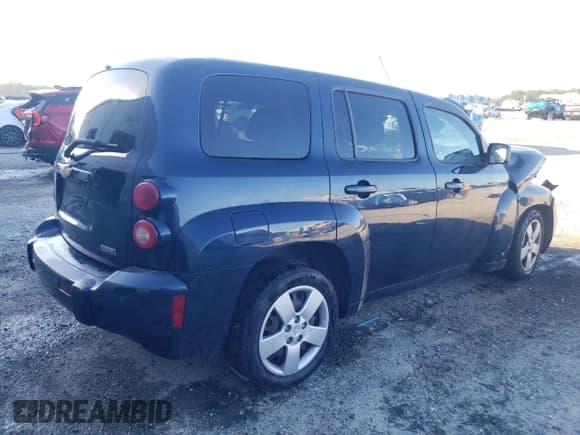 ✅ 2010 Chevrolet HHR LS • VIN: 3GNBAADB7AS524688 • Lot: 85418535. Wystawiony na Copart z przebiegiem Nie podano. Bezpłatny archiwum sprzedaży aukcyjnych z USA i szczegółowy raport historii pojazdu na DreamBid. Zdjęcie 3.