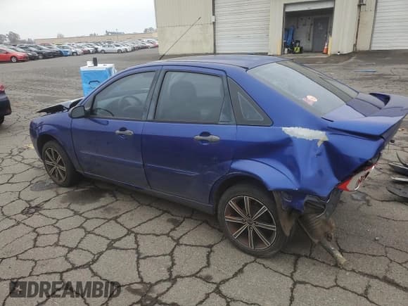 ✅ 2006 Ford Focus S • VIN: 1FAHP34N36W221836 • Lot: 92069465. Listed on Copart with 195,771 mi. Free auction sales archive from the USA and detailed vehicle history report at DreamBid. Image 2.