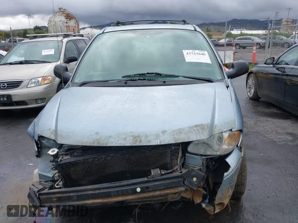 ✅ 2005 Dodge Caravan SXT • VIN: 2D4GP44L75R480799 • Lot: 43723646. Wystawiony na IAAI z przebiegiem 197 229 mil. Bezpłatny archiwum sprzedaży aukcyjnych z USA i szczegółowy raport historii pojazdu na DreamBid. Zdjęcie 6.