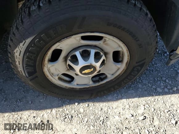 ✅ 2013 Chevrolet Silverado 2500HD • VIN: 1GC2KVCB0DZ305870 • Lot: 43870601. Wystawiony na IAAI z przebiegiem 159 958 mil. Bezpłatny archiwum sprzedaży aukcyjnych z USA i szczegółowy raport historii pojazdu na DreamBid. Zdjęcie 29.