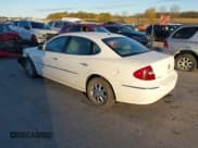 ✅ 2005 Buick LaCrosse CXL • VIN: 2G4WD562X51269067 • Lot: 43586582. Wystawiony na IAAI z przebiegiem 190 937 mil. Bezpłatny archiwum sprzedaży aukcyjnych z USA i szczegółowy raport historii pojazdu na DreamBid. Zdjęcie 3.