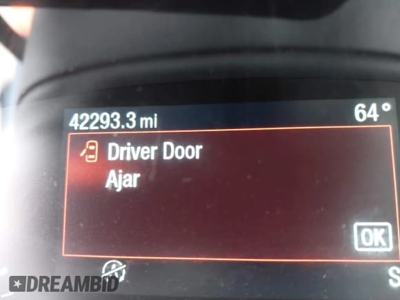 ✅ 2020 Ford Escape SE • VIN: 1FMCU9G61LUB85362 • Lot: 43185187. Wystawiony na IAAI z przebiegiem 42 293 mil. Bezpłatny archiwum sprzedaży aukcyjnych z USA i szczegółowy raport historii pojazdu na DreamBid. Zdjęcie 15.