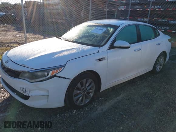 ✅ 2017 Kia Optima LX • VIN: 5XXGT4L30HG162465 • Lot: 43450494. Wystawiony na IAAI z przebiegiem 158 841 mil. Bezpłatny archiwum sprzedaży aukcyjnych z USA i szczegółowy raport historii pojazdu na DreamBid. Zdjęcie 17.