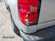 ✅ 2017 Chevrolet Silverado 1500 Work Truck • VIN: 1GCVKNEHXHZ166254 • Lot: 43266902. Wystawiony na IAAI z przebiegiem 140 438 mil. Bezpłatny archiwum sprzedaży aukcyjnych z USA i szczegółowy raport historii pojazdu na DreamBid. Zdjęcie 17.