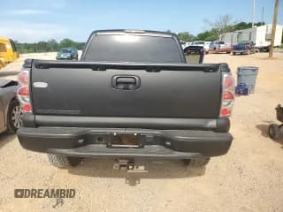 ✅ 2006 Chevrolet Silverado 1500 LS • VIN: 2GCEC13V861320819 • Лот: 62666694. Опубликован ранее на Copart с пробегом Не указан. Бесплатный доступ к архиву аукционных продаж из США и подробный отчёт об истории автомобиля на DreamBid. Изображение 6.