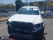 ✅ 2017 Toyota Tacoma SR5 • VIN: 3TMDZ5BN5HM021139 • Lot: 42555465. Wystawiony na IAAI z przebiegiem 139 782 mil. Bezpłatny archiwum sprzedaży aukcyjnych z USA i szczegółowy raport historii pojazdu na DreamBid. Zdjęcie 11.