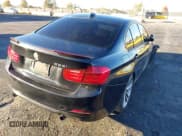 ✅ 2013 BMW 3 Series 335i • VIN: WBA3A9G57DNP36942 • Lot: 43560776. Wystawiony na IAAI z przebiegiem 118 340 mil. Bezpłatny archiwum sprzedaży aukcyjnych z USA i szczegółowy raport historii pojazdu na DreamBid. Zdjęcie 4.