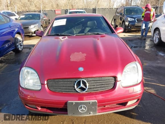 ✅ 1999 Mercedes-Benz SLK 230/320 • VIN: WDBKK47F5XF128146 • Lot: 41808626. Wystawiony na IAAI z przebiegiem 216 133 mil. Bezpłatny archiwum sprzedaży aukcyjnych z USA i szczegółowy raport historii pojazdu na DreamBid. Zdjęcie 13.