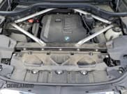 ✅ 2020 BMW X5 xDrive40i • VIN: 5UXCR6C08L9C83492 • Лот: 93673465. Опубликован ранее на Copart с пробегом 57 552 миль. Бесплатный доступ к архиву аукционных продаж из США и подробный отчёт об истории автомобиля на DreamBid. Изображение 12.