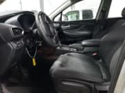 ✅ 2019 Hyundai Santa Fe SE • VIN: 5NMS2CAD4KH035147 • Lot: 41079573. Wystawiony na Copart z przebiegiem 46 772 mil. Bezpłatny archiwum sprzedaży aukcyjnych z USA i szczegółowy raport historii pojazdu na DreamBid. Zdjęcie 7.