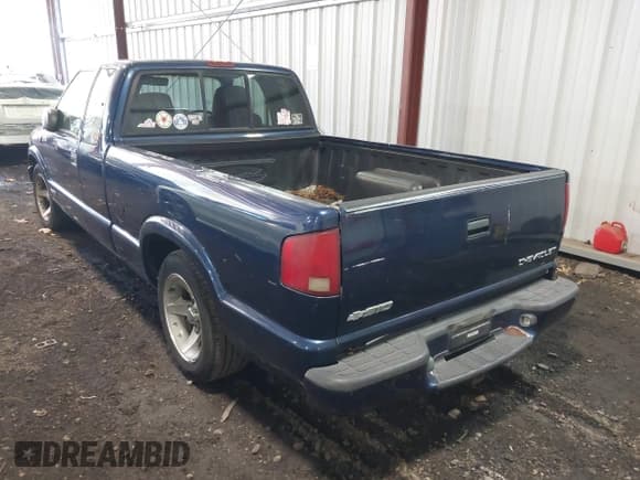 ✅ 2003 Chevrolet S-10 • VIN: 1GCCS19X238169679 • Лот: 41842156. Опубликован ранее на IAAI с пробегом 83 940 миль. Бесплатный доступ к архиву аукционных продаж из США и подробный отчёт об истории автомобиля на DreamBid. Изображение 3.