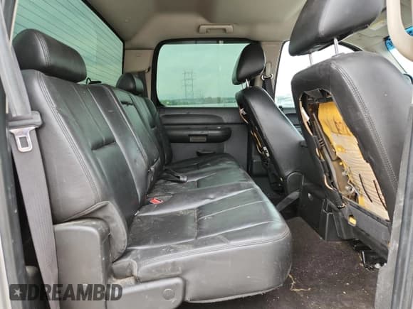 ✅ 2010 Chevrolet Silverado 2500HD LT • VIN: 1GC4KXB69AF114325 • Lot: 71693085. Wystawiony na Copart z przebiegiem 173 096 mil. Bezpłatny archiwum sprzedaży aukcyjnych z USA i szczegółowy raport historii pojazdu na DreamBid. Zdjęcie 10.