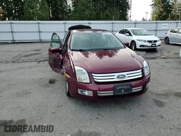✅ 2006 Ford Fusion SEL • VIN: 3FAFP08136R122997 • Lot: 92507325. Listed on Copart with 129,231 mi. Free auction sales archive from the USA and detailed vehicle history report at DreamBid. Image 13.