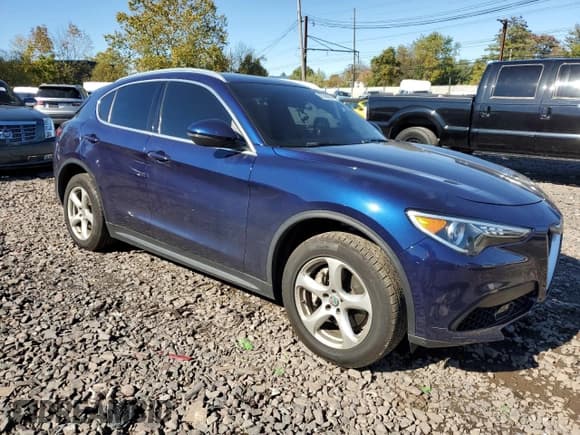 ✅ 2019 Alfa Romeo Stelvio • VIN: ZASPAKAN1K7C31556 • Lot: 82388665. Wystawiony na Copart z przebiegiem 95 163 mil. Bezpłatny archiwum sprzedaży aukcyjnych z USA i szczegółowy raport historii pojazdu na DreamBid. Zdjęcie 4.
