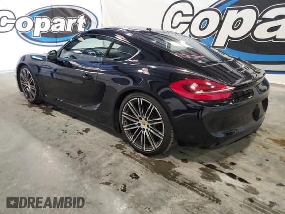 ✅ 2016 Porsche Cayman • VIN: WP0AA2A84GK171608 • Lot: 92511155. Listed on Copart with 8,920 mi. Free auction sales archive from the USA and detailed vehicle history report at DreamBid. Image 2.