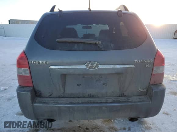 ✅ 2008 Hyundai Tucson GL • VIN: KM8JM72D68U753257 • Lot: 88053695. Wystawiony na Copart z przebiegiem 300 344 mil mil. Skorzystaj z bezpłatnego archiwum sprzedaży aukcyjnych z USA i zobacz szczegółowy raport historii pojazdu na DreamBid. Zdjęcie 6.