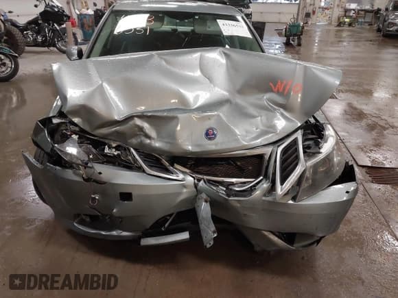 ✅ 2009 Saab 9-3 Touring • VIN: YS3FB49YX91016923 • Lot: 43336531. Wystawiony na IAAI z przebiegiem 194 938 mil. Bezpłatny archiwum sprzedaży aukcyjnych z USA i szczegółowy raport historii pojazdu na DreamBid. Zdjęcie 6.