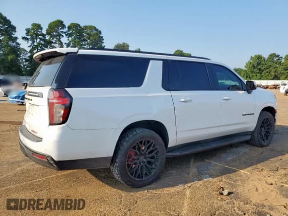 ✅ 2022 Chevrolet Suburban RST • VIN: 1GNSKEKD9NR264182 • Lot: 80283255. Listed on Copart with 57,374 mi. Free auction sales archive from the USA and detailed vehicle history report at DreamBid. Image 3.