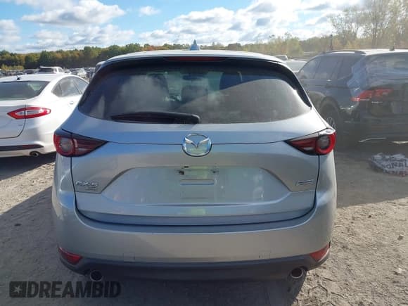 ✅ 2018 Mazda CX-5 Sport • VIN: JM3KFBBM4J0466722 • Lot: 43447310. Wystawiony na IAAI z przebiegiem 45 761 mil. Bezpłatny archiwum sprzedaży aukcyjnych z USA i szczegółowy raport historii pojazdu na DreamBid. Zdjęcie 17.