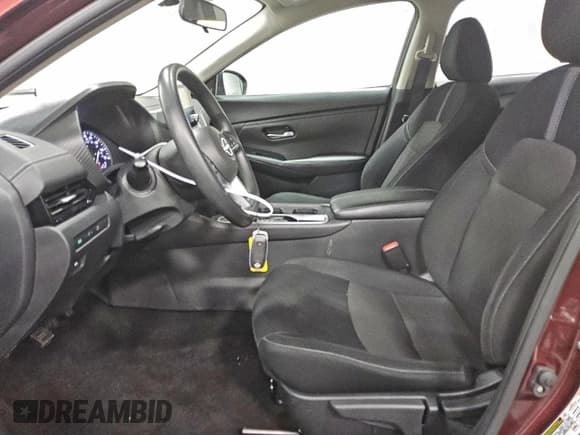 ✅ 2024 Nissan Sentra SV • VIN: 3N1AB8CV0RY338606 • Lot: 95542355. Listed on Copart with 37,290 mi. Free auction sales archive from the USA and detailed vehicle history report at DreamBid. Image 7.